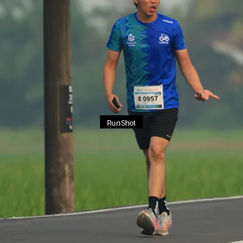 Runner Photo 5932120