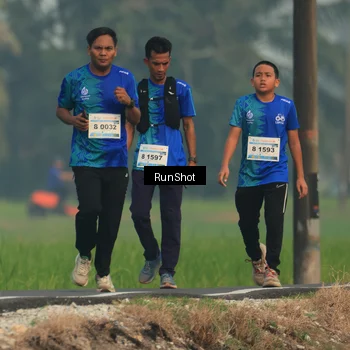 Runner Photo 5932125