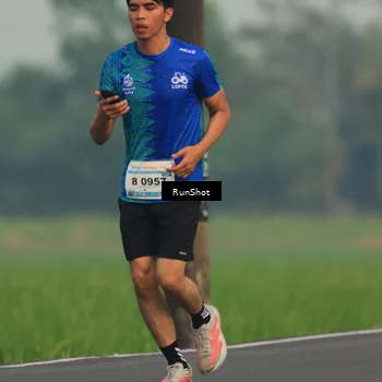 Runner Photo 5932167