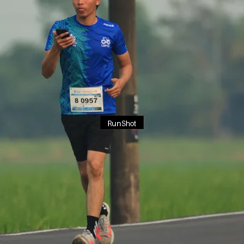 Runner Photo 5932171