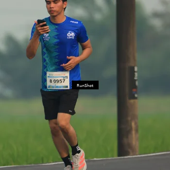 Runner Photo 5932185