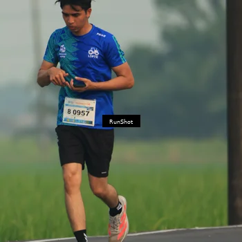 Runner Photo 5932202