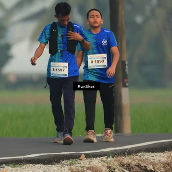 Runner Photo 5932246