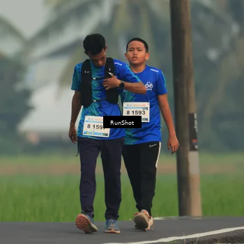 Runner Photo 5932255