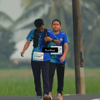Runner Photo 5932257
