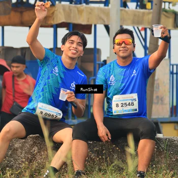 Runner Photo 5932374