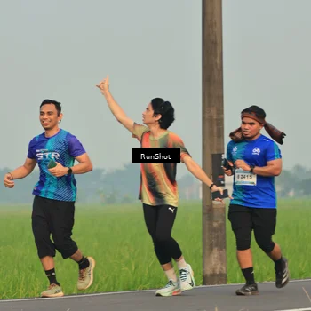 Runner Photo 5932420