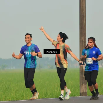 Runner Photo 5932423