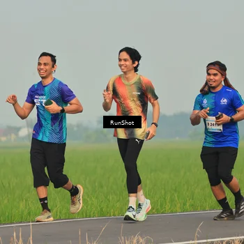 Runner Photo 5932465