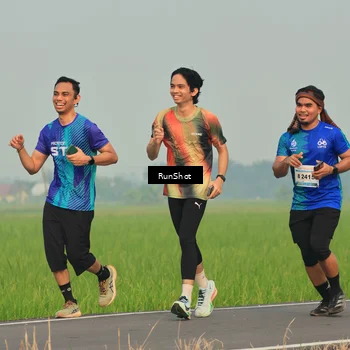 Runner Photo 5932468