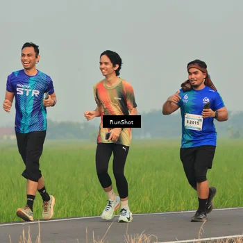 Runner Photo 5932476