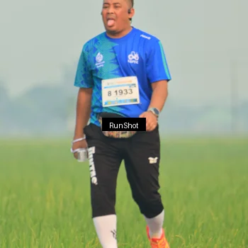 Runner Photo 5932495