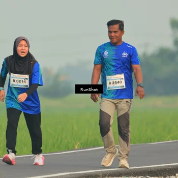 Runner Photo 5932553