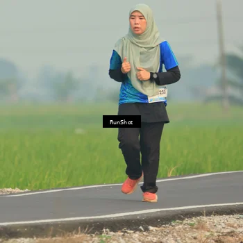 Runner Photo 5932659