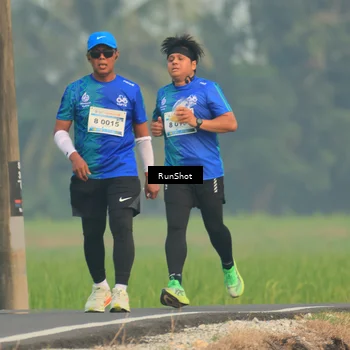 Runner Photo 5932750