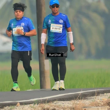 Runner Photo 5932763