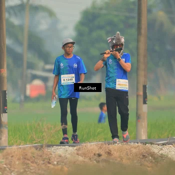 Runner Photo 5932792
