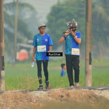 Runner Photo 5932794