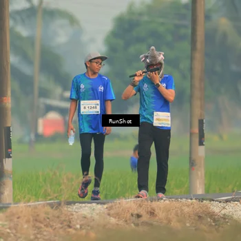 Runner Photo 5932813