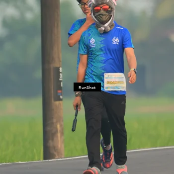 Runner Photo 5933021