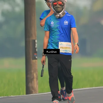 Runner Photo 5933023