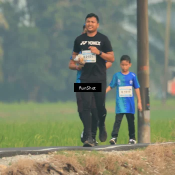 Runner Photo 5933031