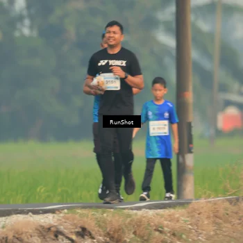Runner Photo 5933032