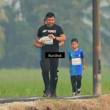 Runner Photo 5933050