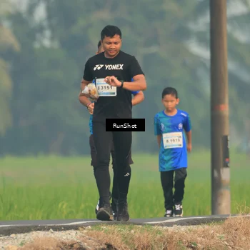 Runner Photo 5933055