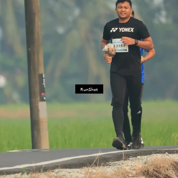 Runner Photo 5933060