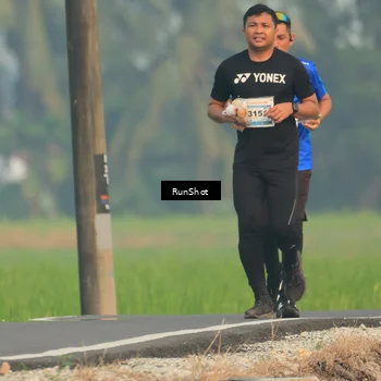 Runner Photo 5933073