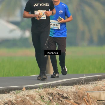 Runner Photo 5933083