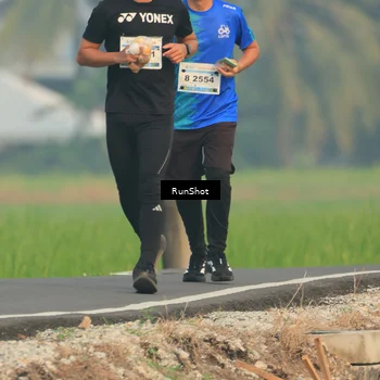 Runner Photo 5933088