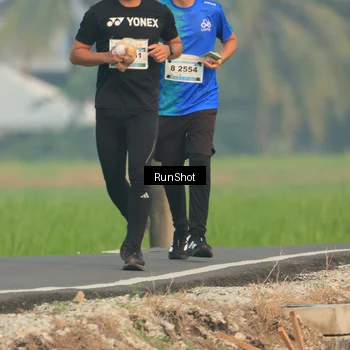 Runner Photo 5933089