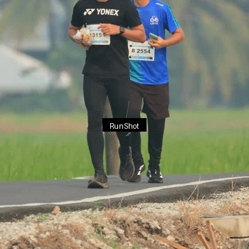 Runner Photo 5933095