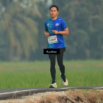 Runner Photo 5933121