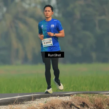Runner Photo 5933141