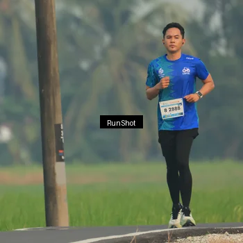 Runner Photo 5933152