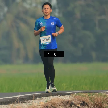 Runner Photo 5933153