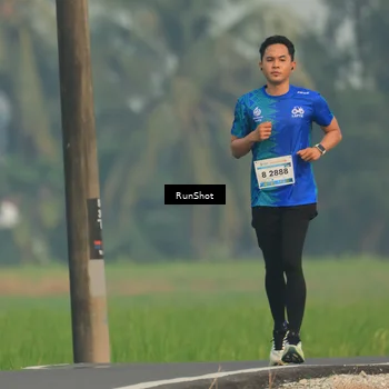Runner Photo 5933156