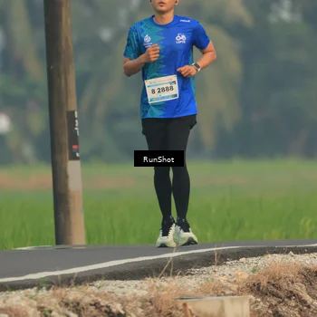 Runner Photo 5933158