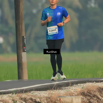 Runner Photo 5933173