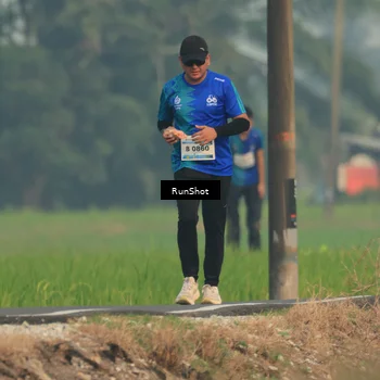 Runner Photo 5933182