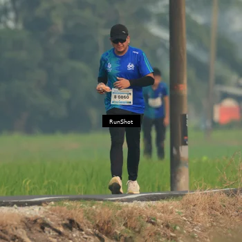 Runner Photo 5933185