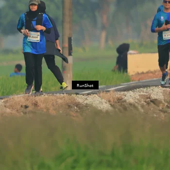 Runner Photo 5933192