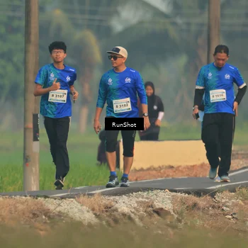 Runner Photo 5933194