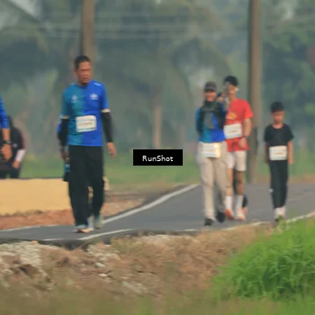 Runner Photo 5933210