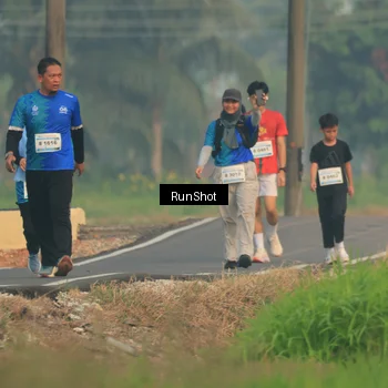Runner Photo 5933219