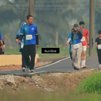 Runner Photo 5933223