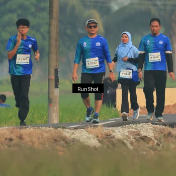 Runner Photo 5933228